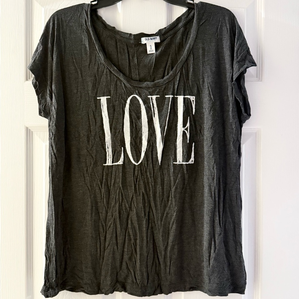Old Navy XL grey “love” top